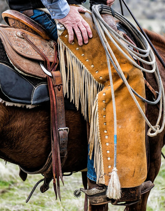 cowboy-pants-with-fringes